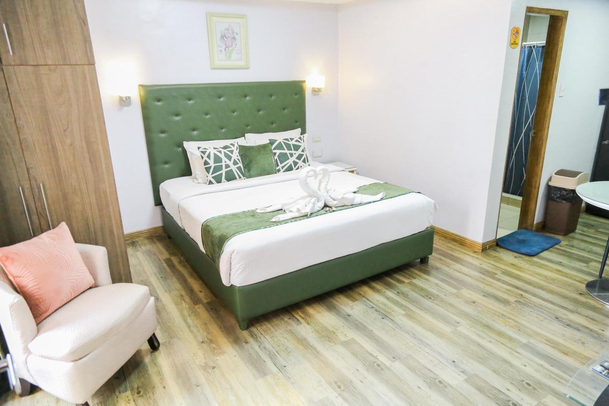Pacific Bay Grand Suites Маніла Екстер'єр фото